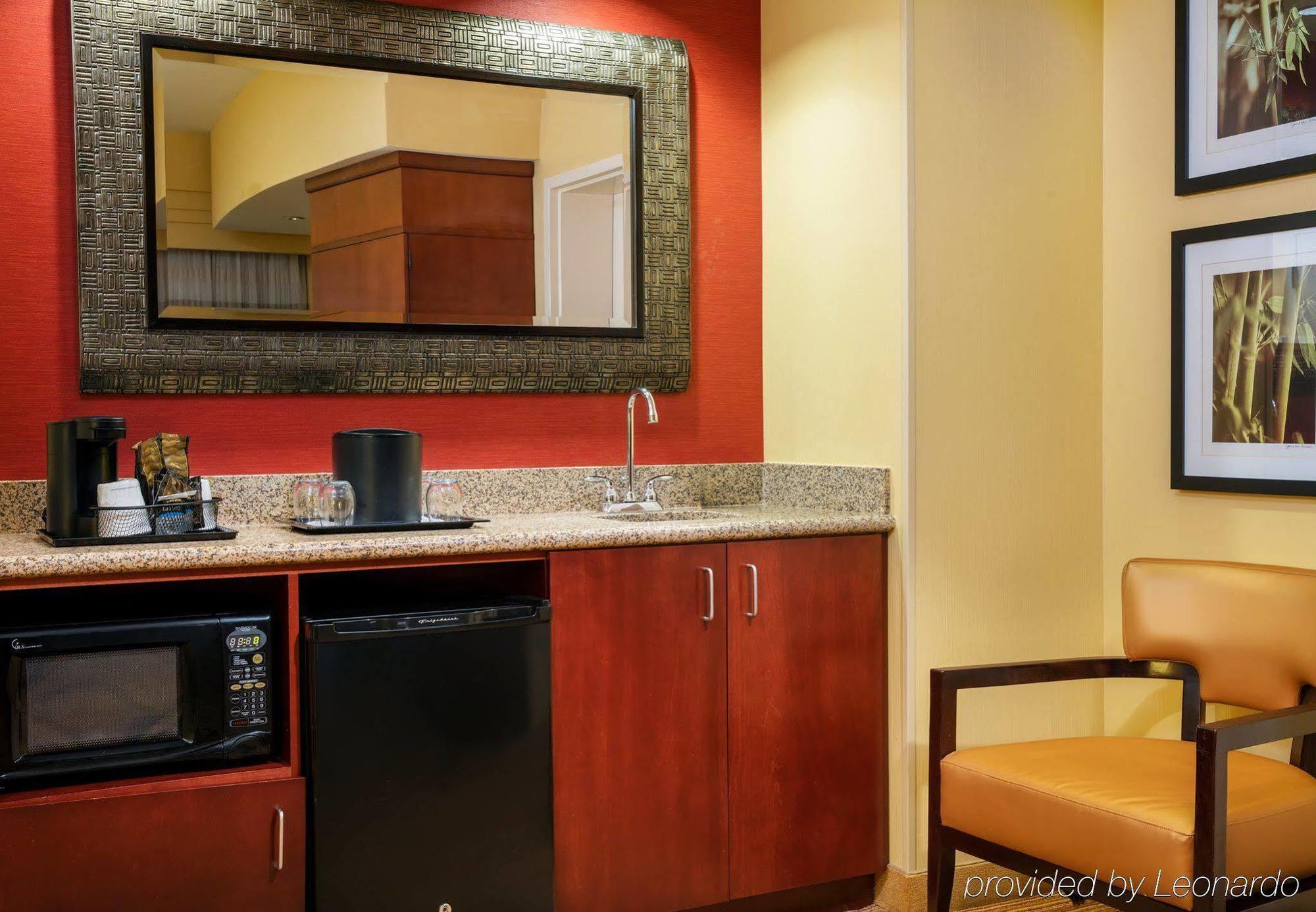 Courtyard By Marriott Jacksonville I-295/East Beltway Экстерьер фото